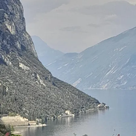 Casa Giulia Sul Garda 아파트 티날레