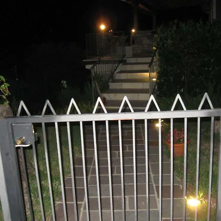 Casa Giulia Sul Garda 아파트 티날레